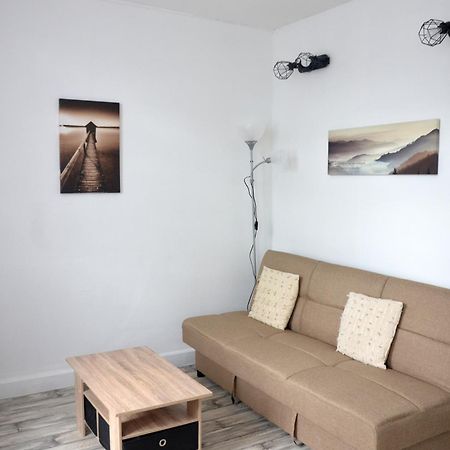 Studio "Au Bord De L'Eau" 2 Chambon-sur-Voueize Dış mekan fotoğraf