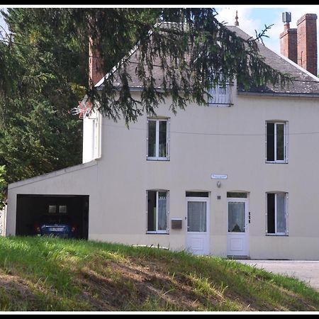 Studio "Au Bord De L'Eau" 2 Chambon-sur-Voueize Dış mekan fotoğraf