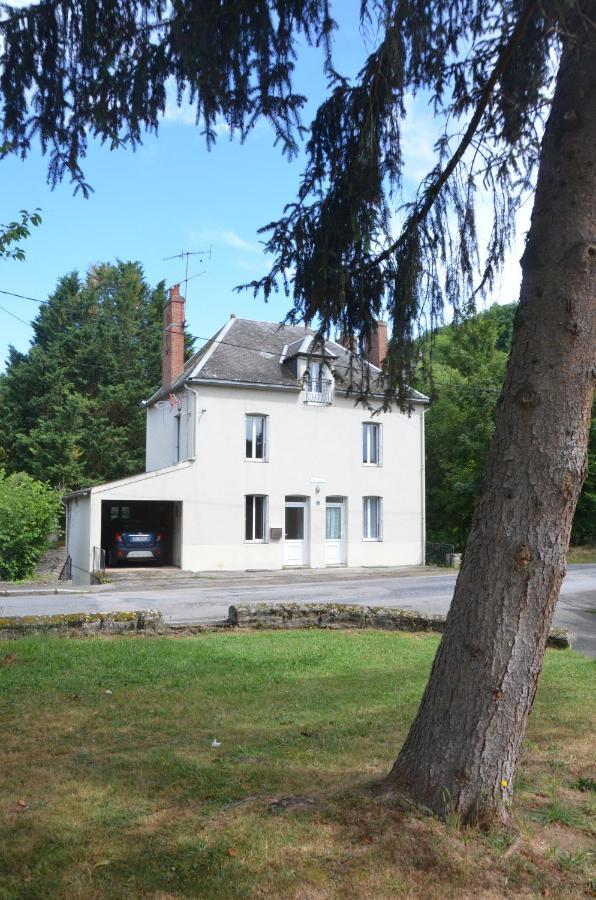 Studio "Au Bord De L'Eau" 2 Chambon-sur-Voueize Dış mekan fotoğraf