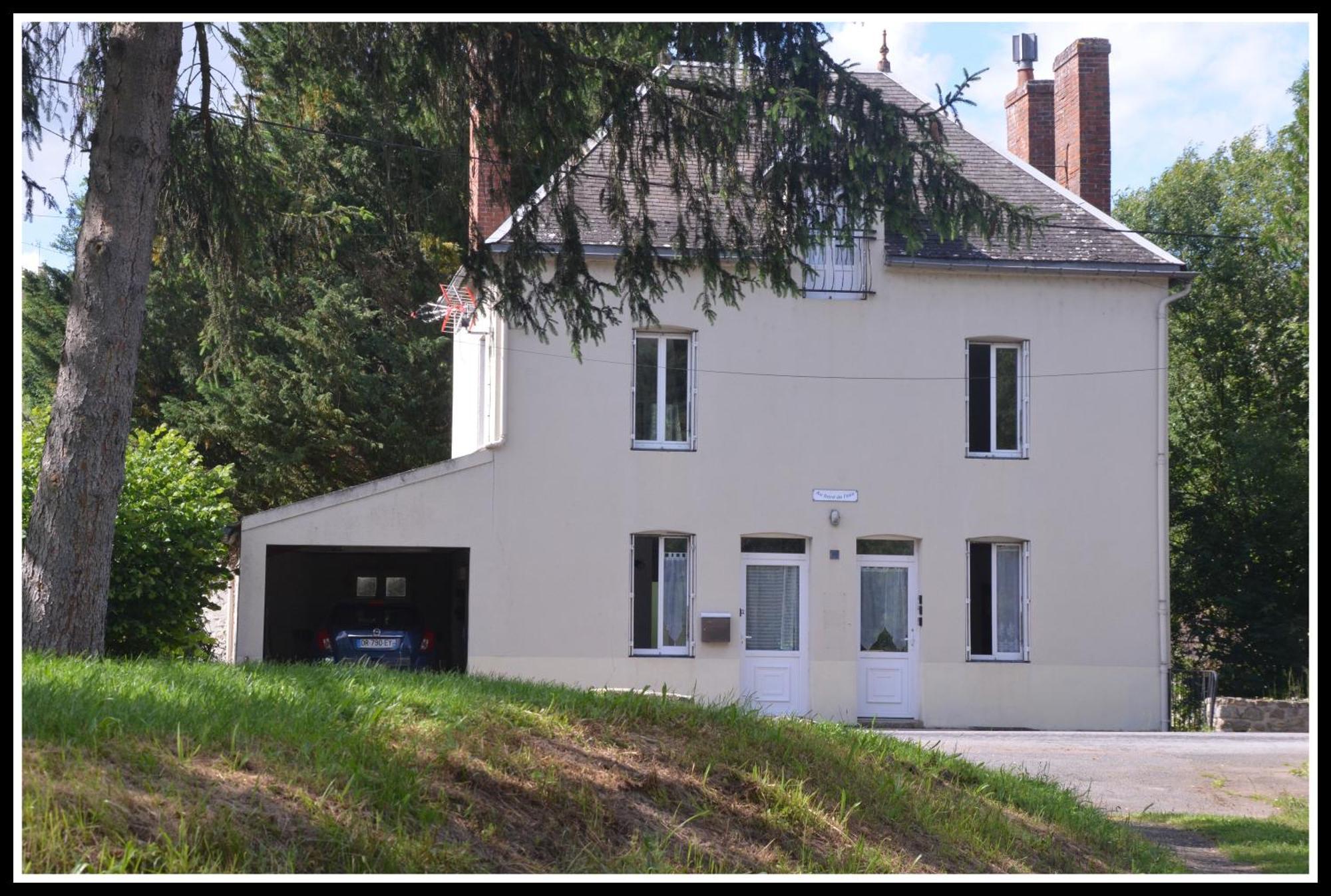 Studio "Au Bord De L'Eau" 2 Chambon-sur-Voueize Dış mekan fotoğraf